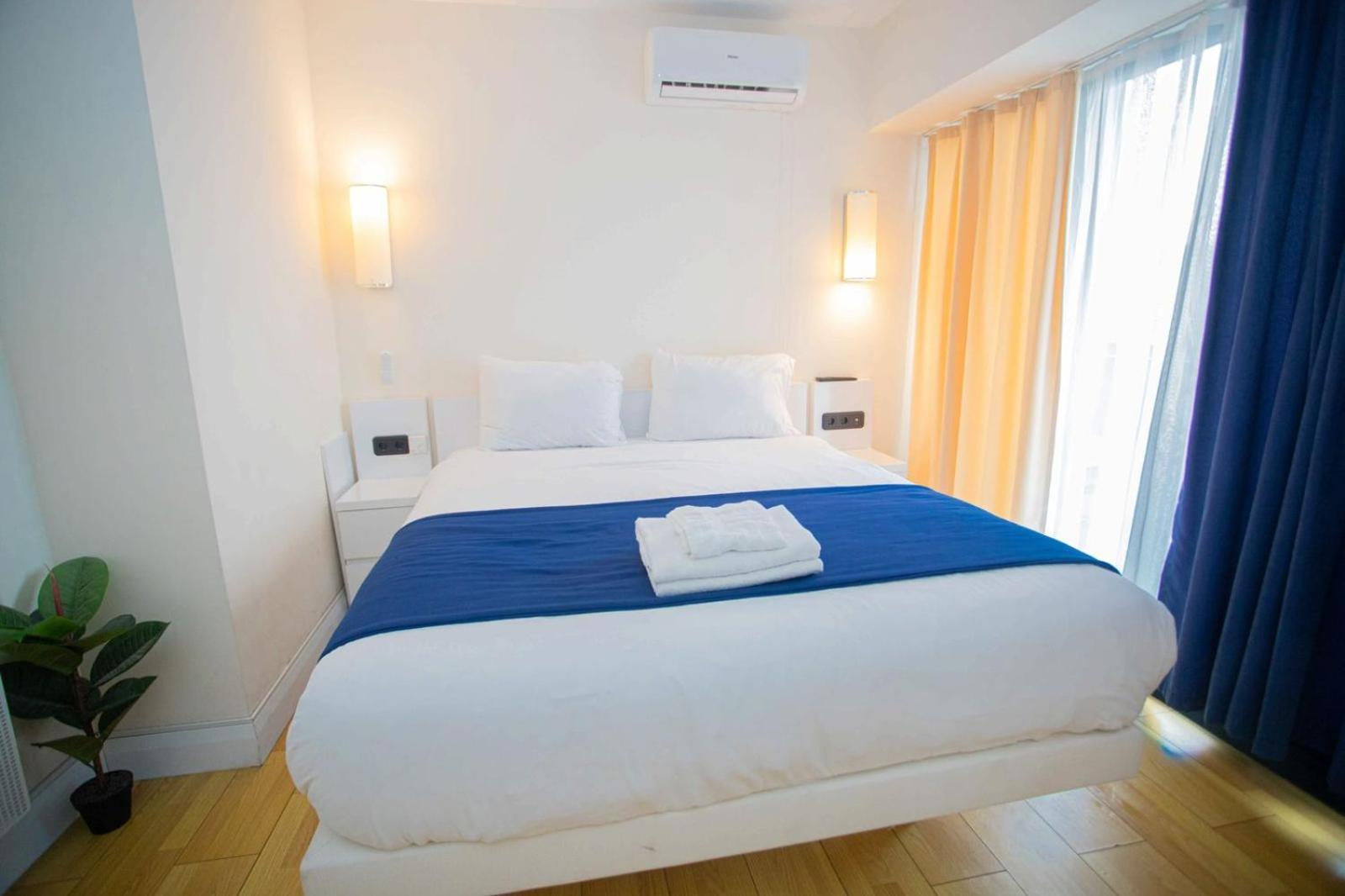 Lux Apart Hotel 555 Batumi Cameră foto