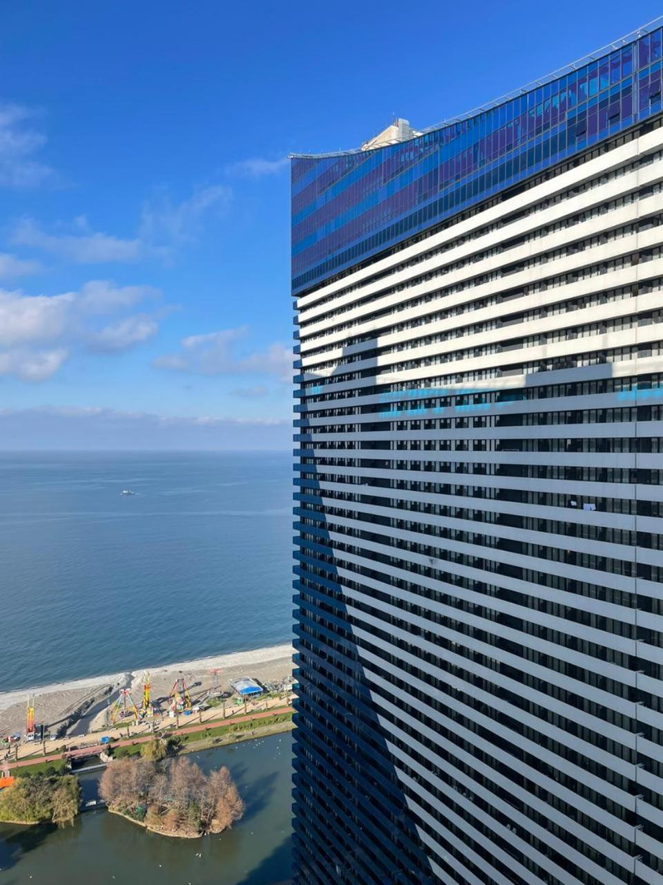 Lux Apart Hotel 555 Batumi Cameră foto